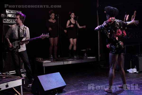 NOISETTES - 2009-10-29 - PARIS - Trabendo - 